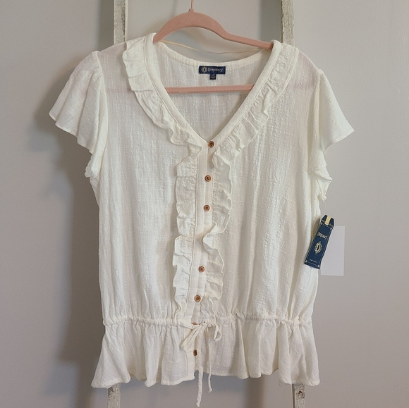 Democracy Tops - Democracy♡ NWT Ruffle wood button peplum top